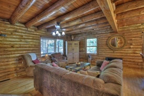 142 Malory Cir - Photo 4 of 26