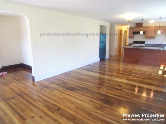 Donnybrook Rd #2P - Photo 3 of 10