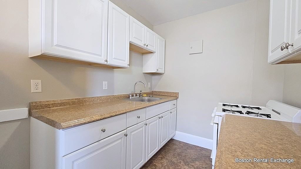 18 Day St #411 - Photo 4 of 10