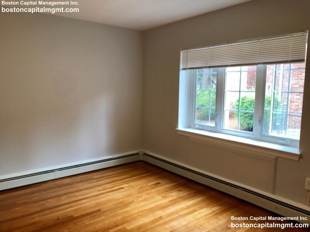 11 Mount Ida St #6 - Photo 4 of 5