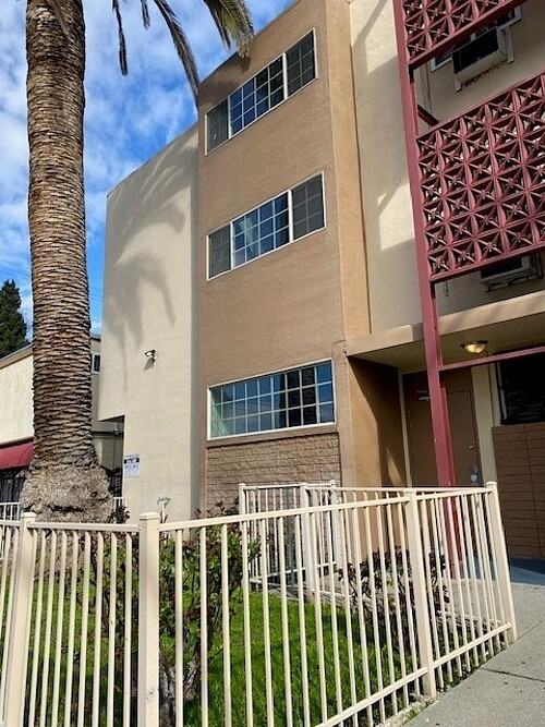 524 S 9th Street - Photo 4 of 44