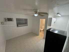 Last Large Studio with Private Balcony and Walk In Closet! Tour Today -  apts/housing for rent - apartment rent 
