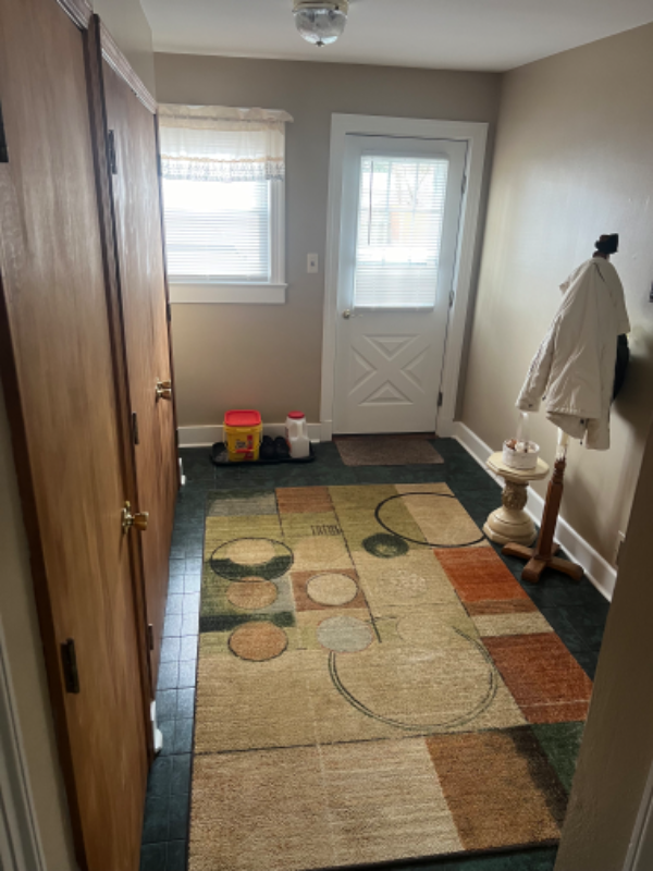 711 N Broad St - Photo 3 of 9