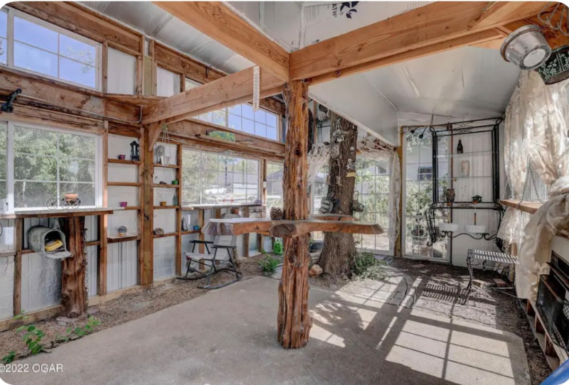 311 Shenandoah St - Photo 3 of 34