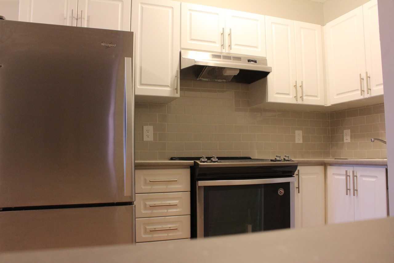 97 Walmer Road - Photo 2 of 14