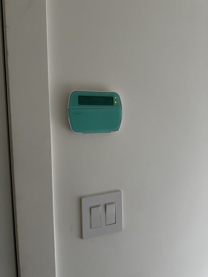 790 Baycrest Drive - Photo 2 of 15