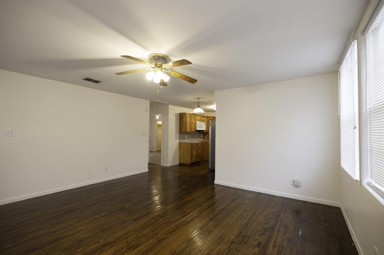 1002 Garrett Street #1 - Photo 4 of 28