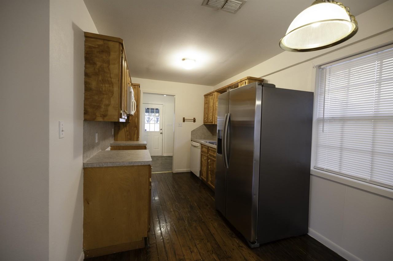 1002 Garrett Street #1 - Photo 7 of 28