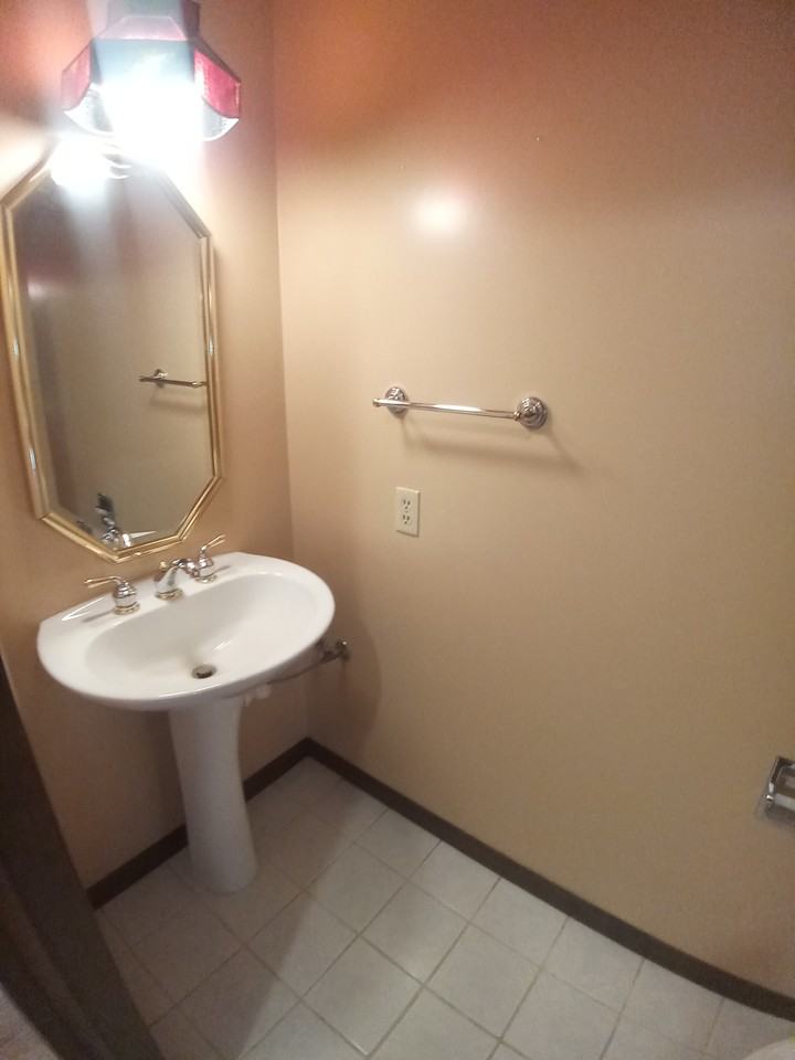 61 Cedar Dr #1 - Photo 5 of 26