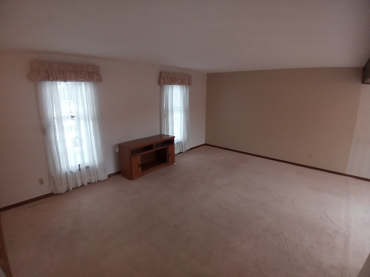 61 Cedar Dr #1 - Photo 7 of 26