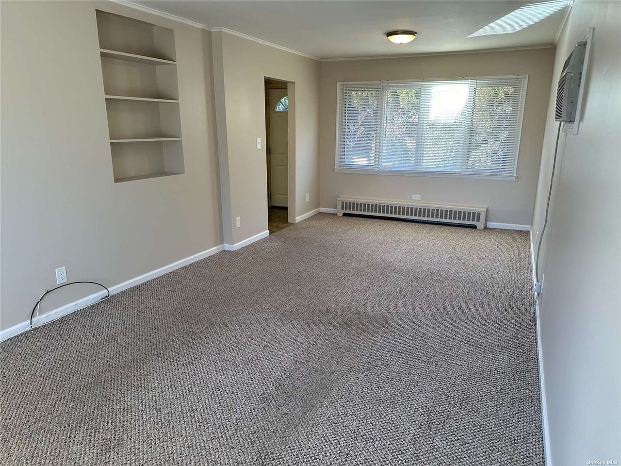 764 Park Dr - Photo 2 of 22