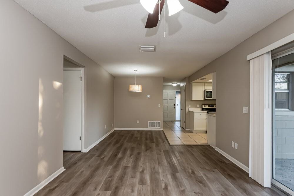 500 Sunrise Dr - Photo 3 of 16