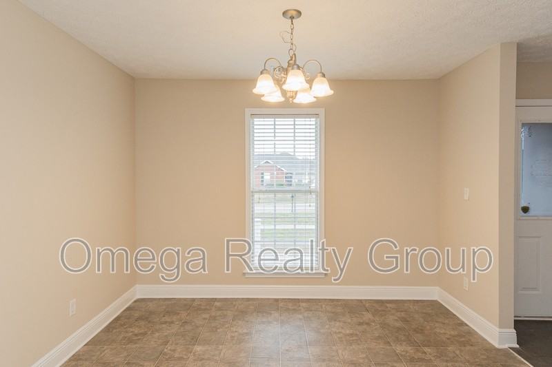 614 River Birch Dr - Photo 7 of 45