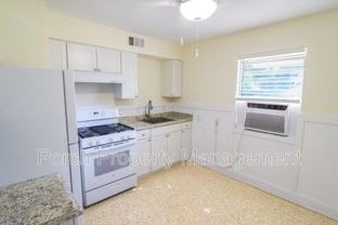 157 East Strong Street #B - Photo 1 of 1