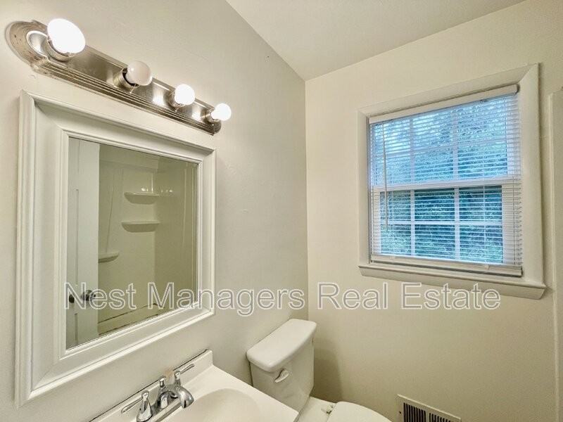 820 Pilot Avenue - Photo 7 of 11