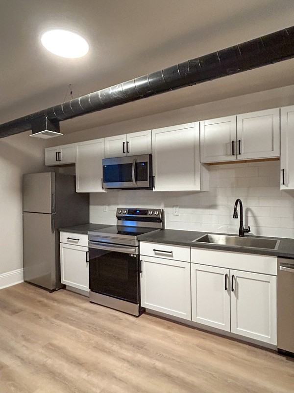 3206 Dobson St #3 - Photo 2 of 19