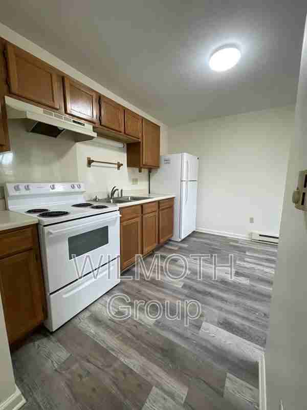 1405 John St - Photo 3 of 7