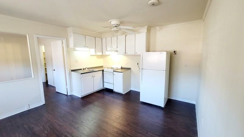 3601 Richmond Hwy #7 - Photo 4 of 10