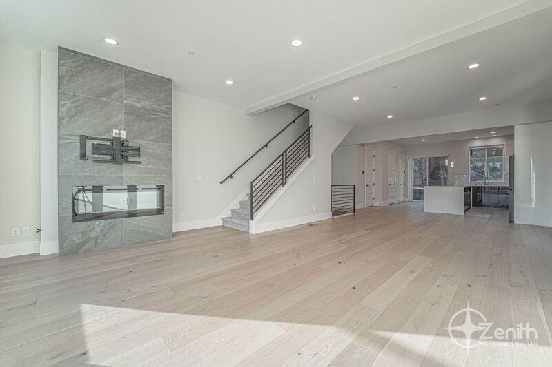 2375 N R St - Photo 2 of 33