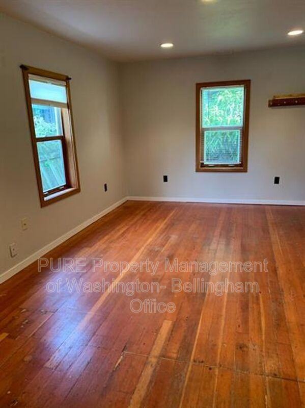 520 S 3rd St #B - Photo 5 of 16