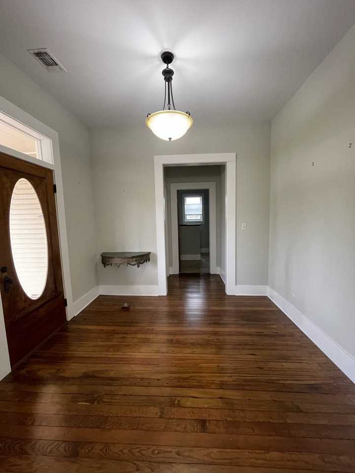 512 Kraupahen Street - Photo 3 of 16