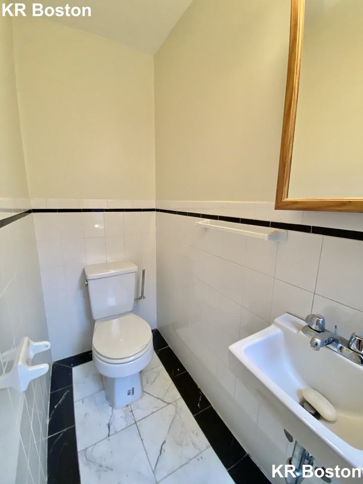 Everett St. & Brighton Ave. #1 - Photo 7 of 28