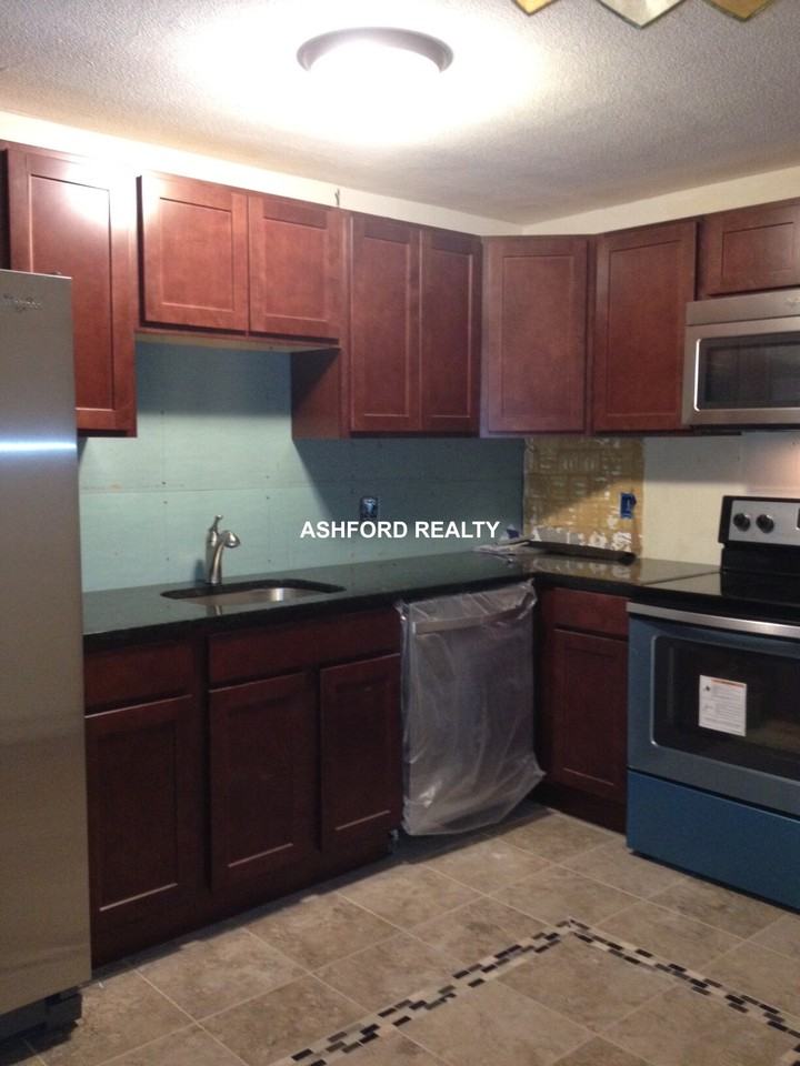 Mount Auburn St #21 - Photo 4 of 9