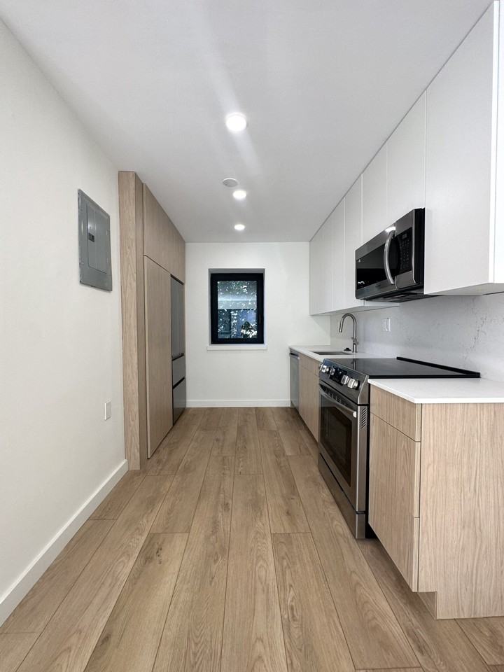 11 Parker Hill Ave #4