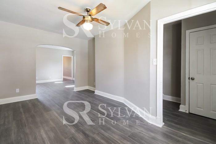 5627 Govane Ave - Photo 3 of 15