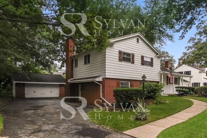 6737 Gettysburg Dr - Photo 2 of 15