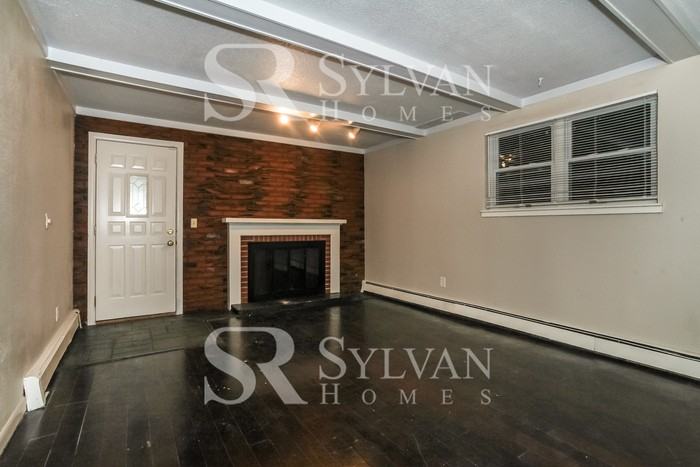 6737 Gettysburg Dr - Photo 3 of 15