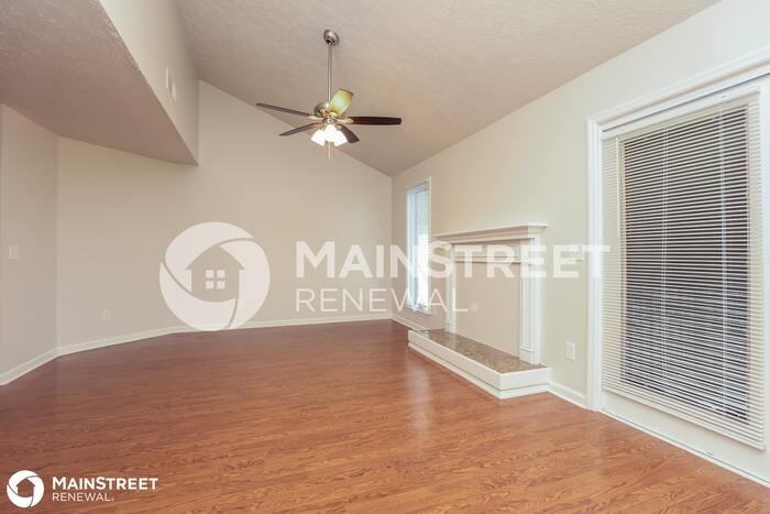 617 Bluewater Dr - Photo 3 of 16