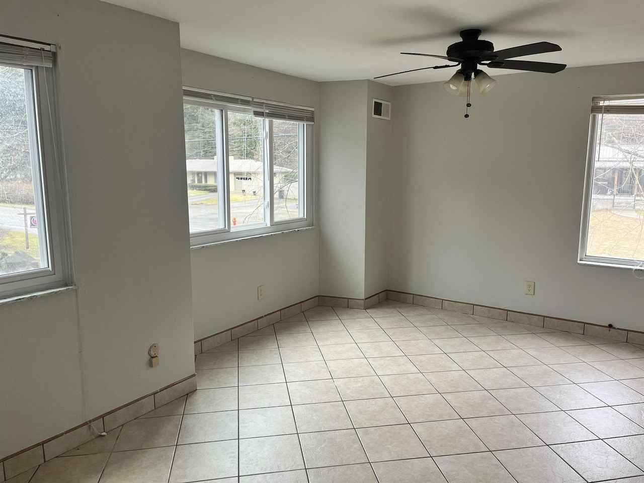 2807 LINCOLN WAYAPT 17 #17 - Photo 2 of 13