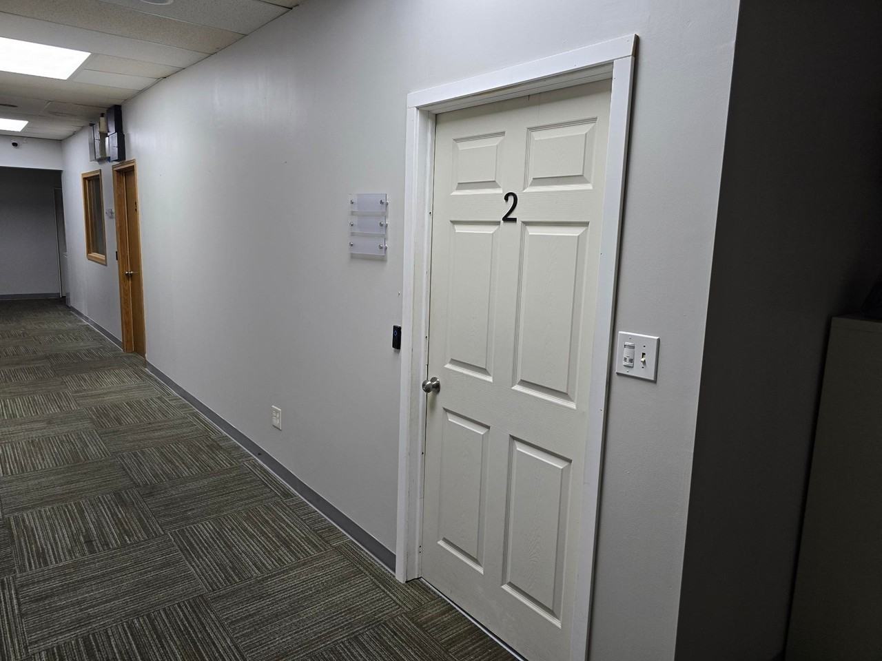 6122 Shadybrook St #3 - Photo 4 of 9