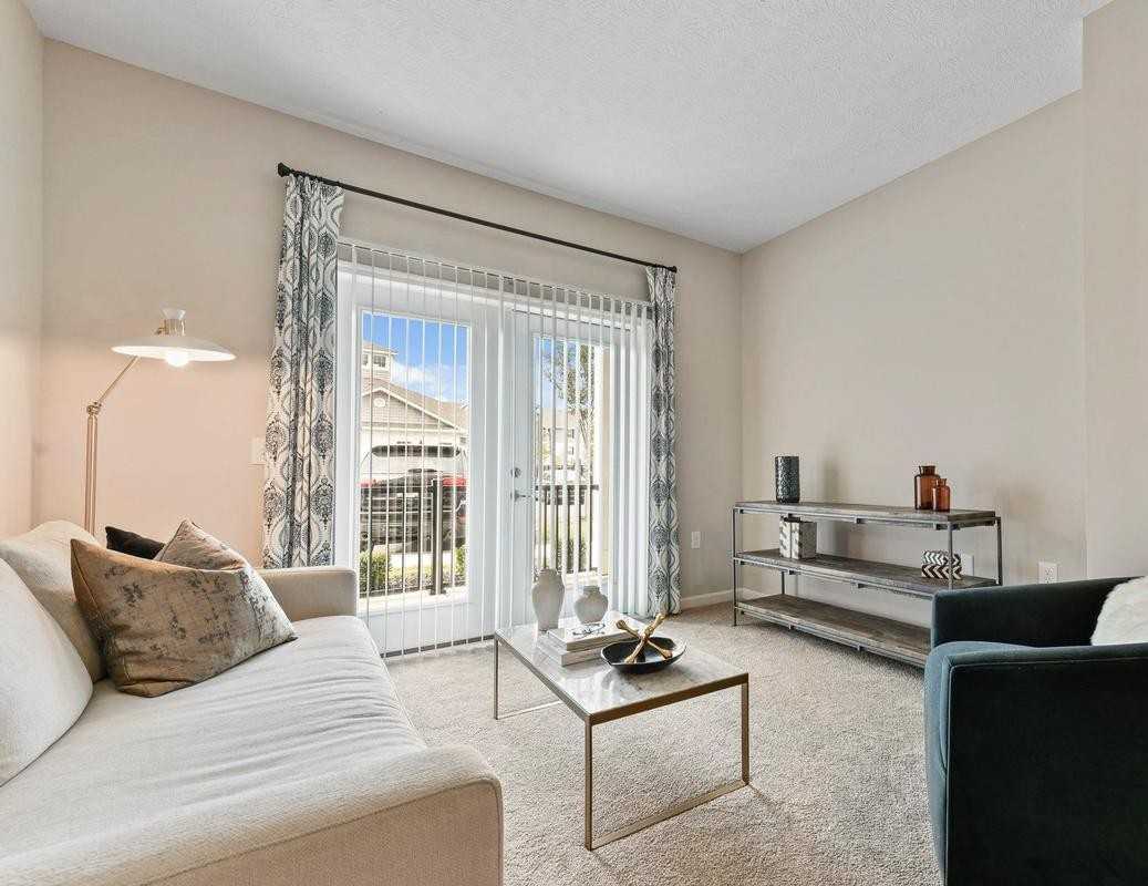 7220 E Broad St - Photo 2 of 50