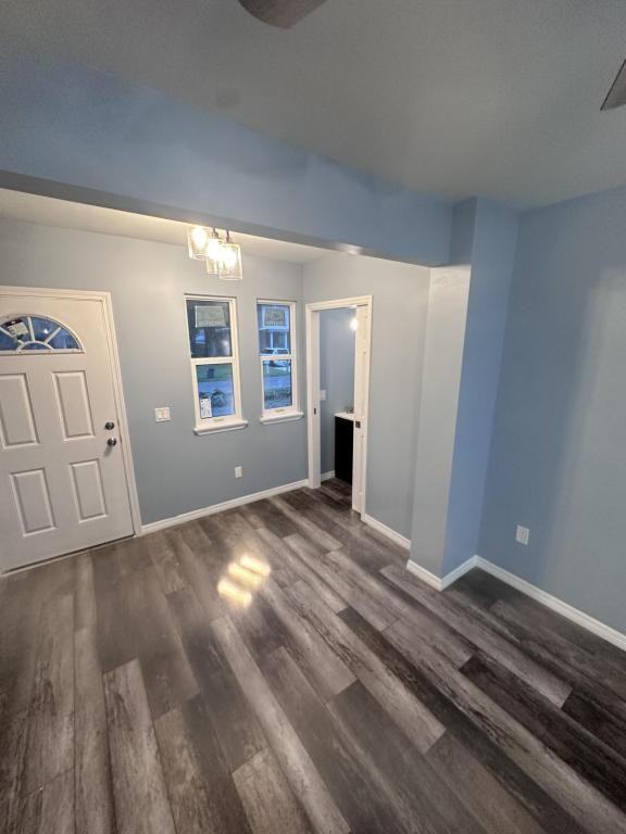 6019 Hyram Ave - Photo 3 of 18