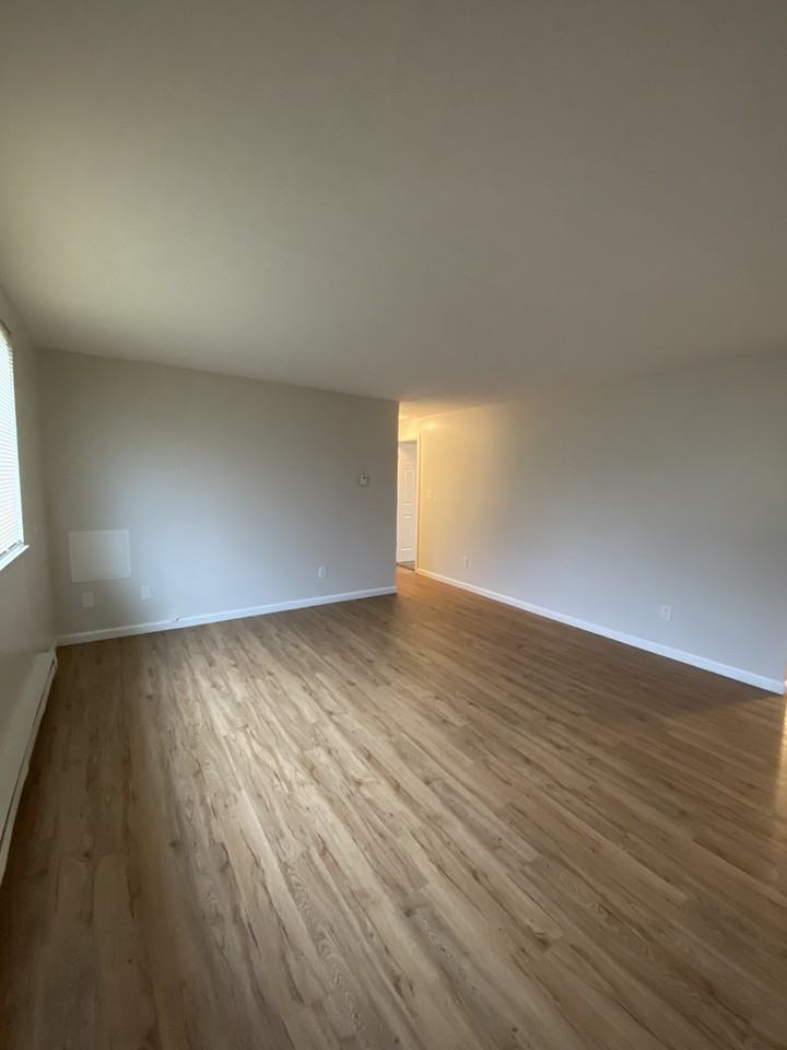2095 Hubbard Rd #2095C - Photo 2 of 28