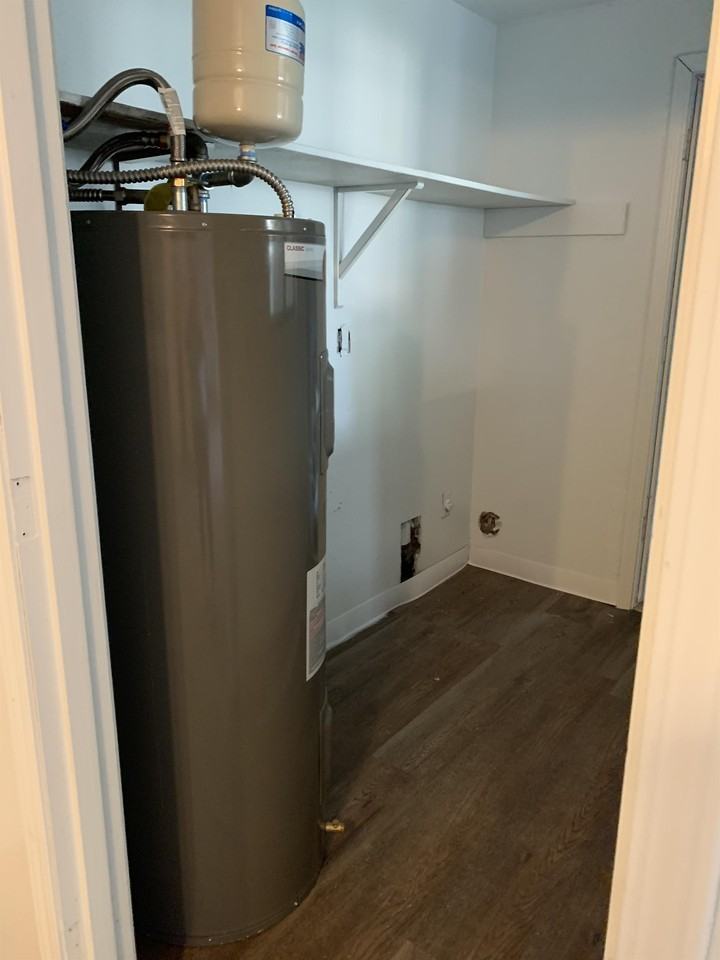 5152 W Mercury Ct - Photo 2 of 7