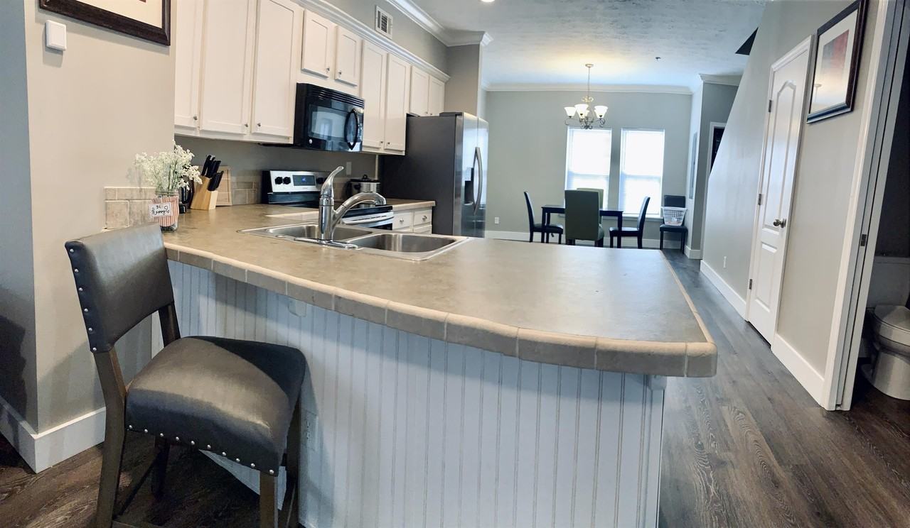 702 Plum Ln #1 - Photo 3 of 21