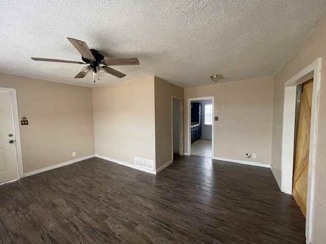 306 34th St - Photo 2 of 6