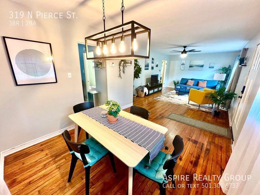 319 N Pierce St - Photo 4 of 35