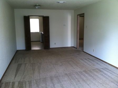 Parkdale Plaza Apts on Crow Rd - Photo 2 of 3