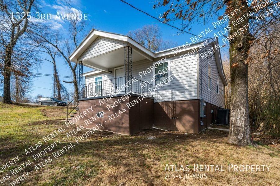 1325 3rd Ave - Photo 2 of 18