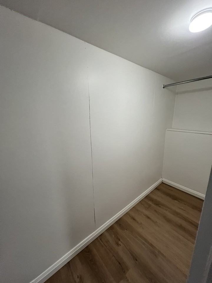 60 Homewood Ave - Photo 3 of 12