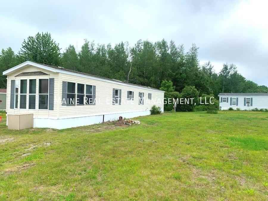 4 Bearberry Rd - Photo 2 of 39