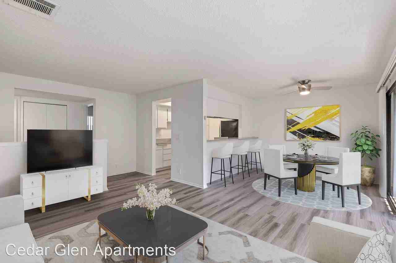 Cedar Glen  701 Aster St. - Photo 3 of 22