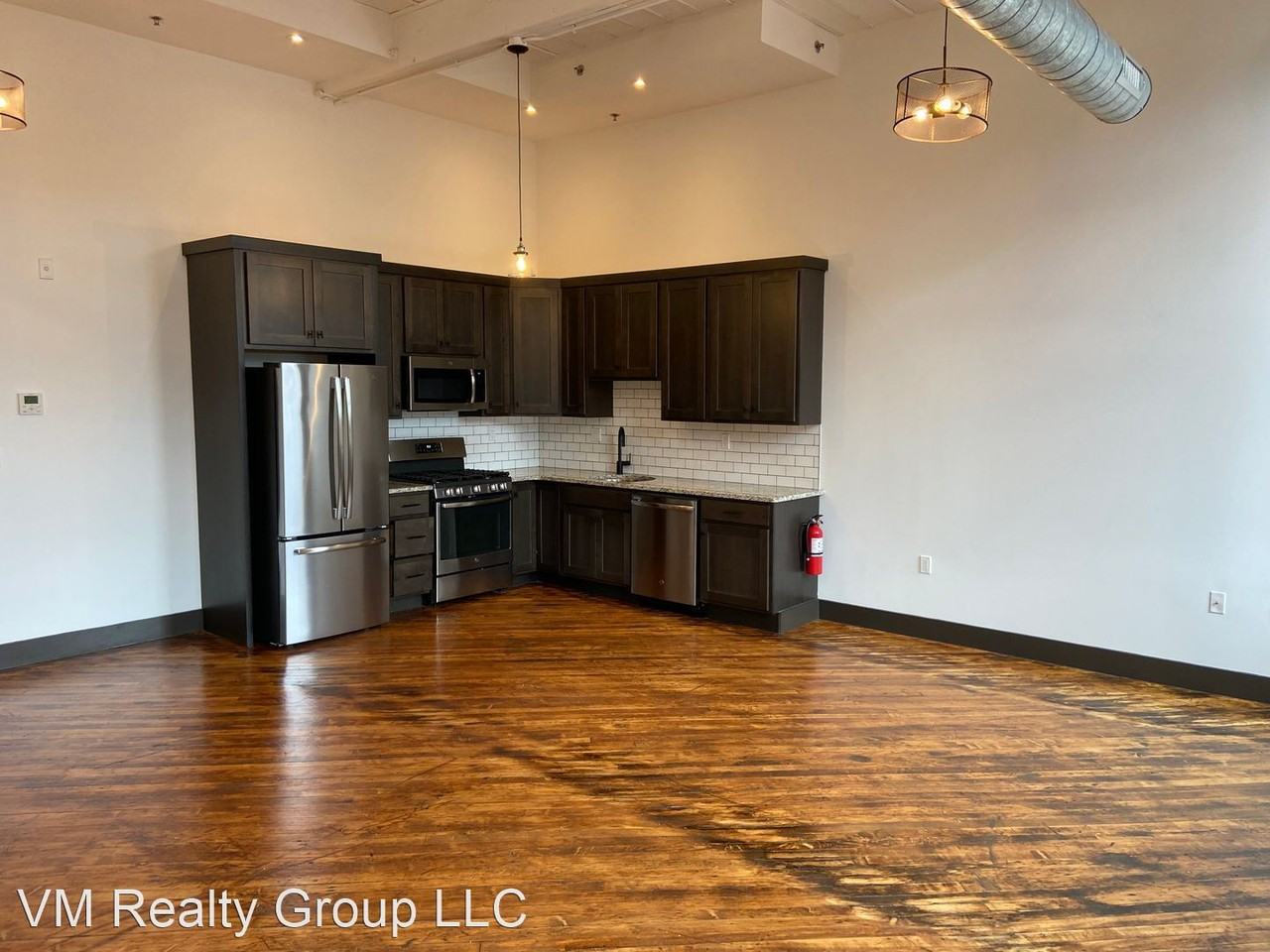 657 N. 13th Street - Photo 2 of 3