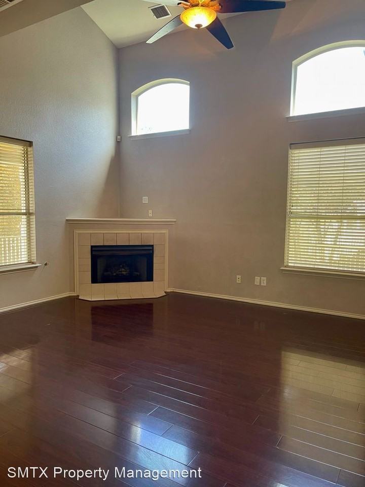 4682 Mather - Photo 3 of 20
