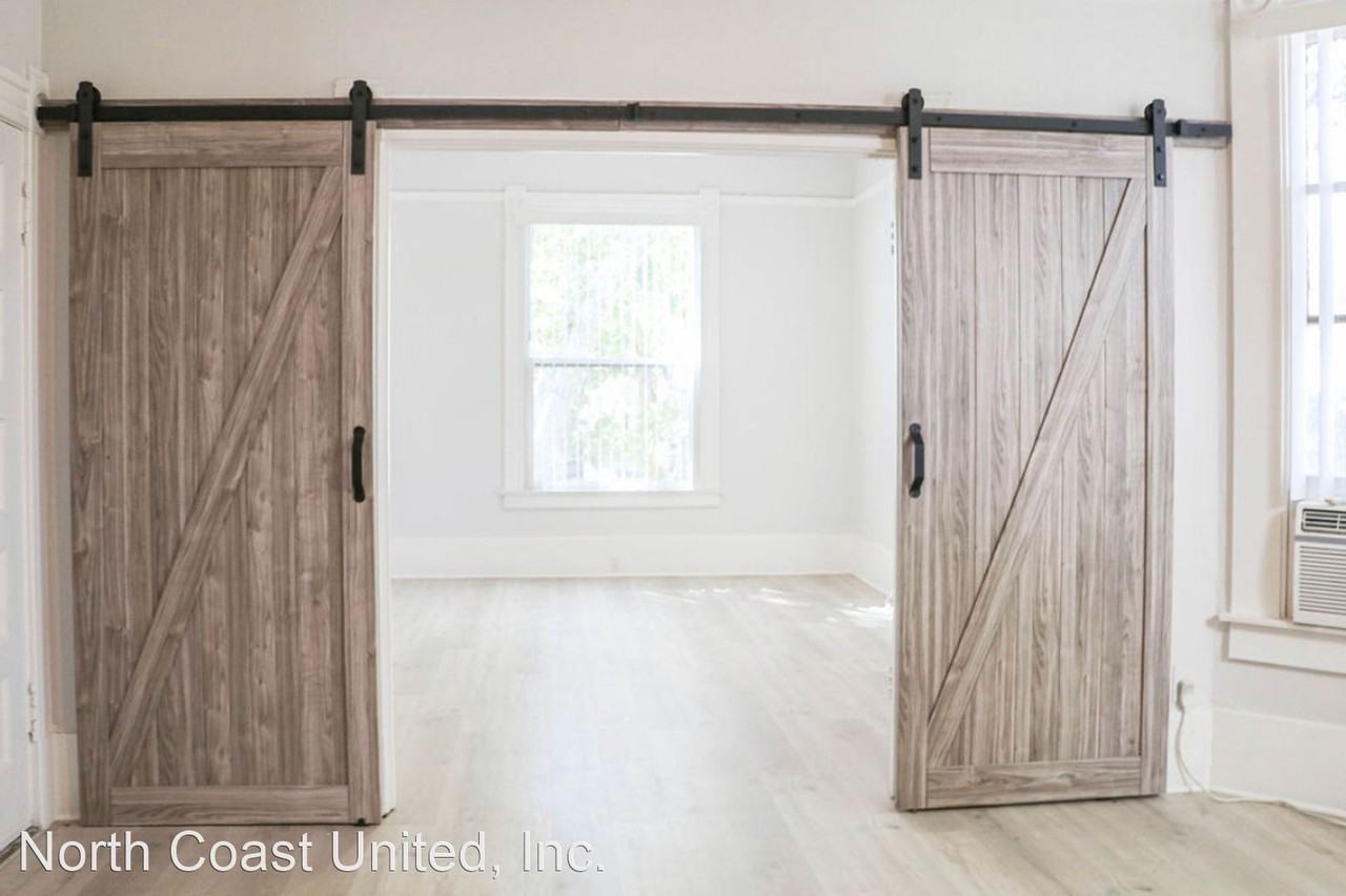 2801 D St - Photo 2 of 12