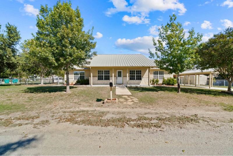 1015 Algier St - Photo 3 of 31